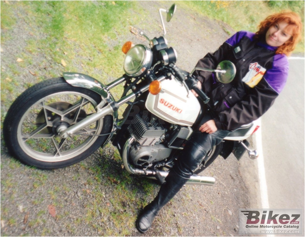 Big nymous user. gt 250-x 7 e (cast wheels) picture and wallpaper from Bikez.com